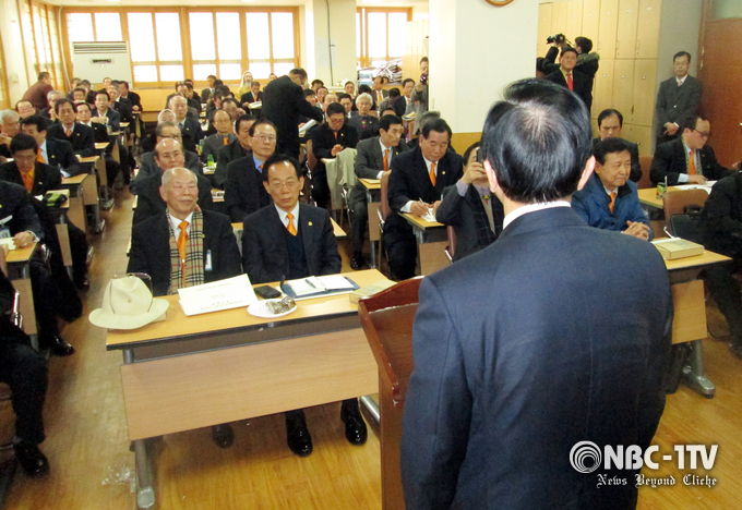 2014년 3월 14일, 이규석 아시아태권도연맹 회장이 국기원 9단 정기총회에서 특강하는 모습.