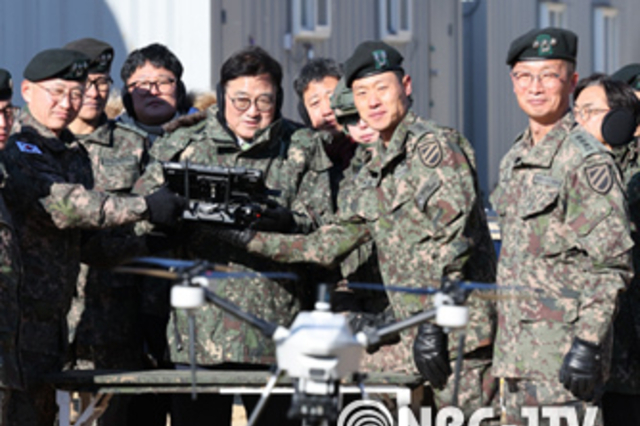 우원식 의장, 육군 제11기동사단 격려 방문