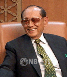 글로리아 마카파갈 아로요(Gloria Macapagal-Arroyo) 필리핀 전 대통령